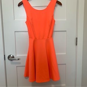 Guess neon orange dress size XS
